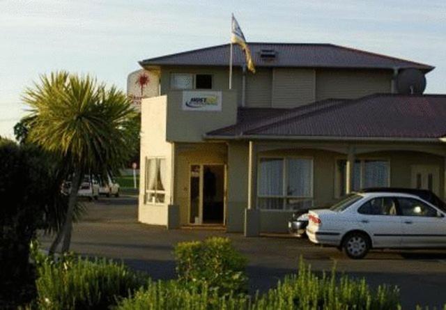 Shortland Court Motel Темс Экстерьер фото