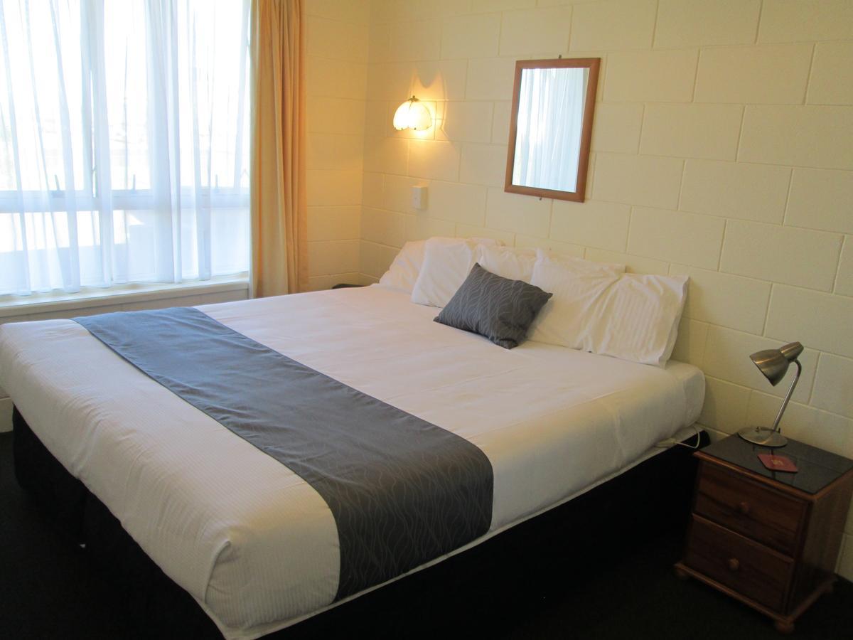 Shortland Court Motel Темс Номер фото