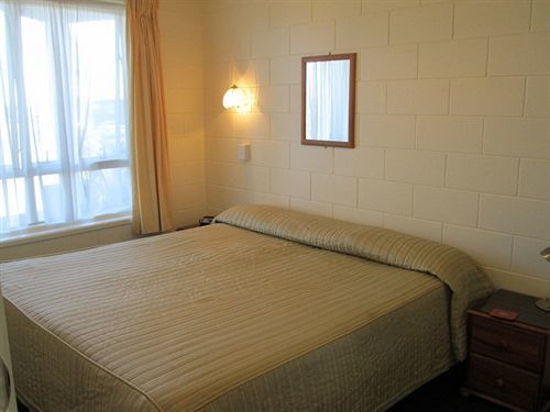 Shortland Court Motel Темс Экстерьер фото