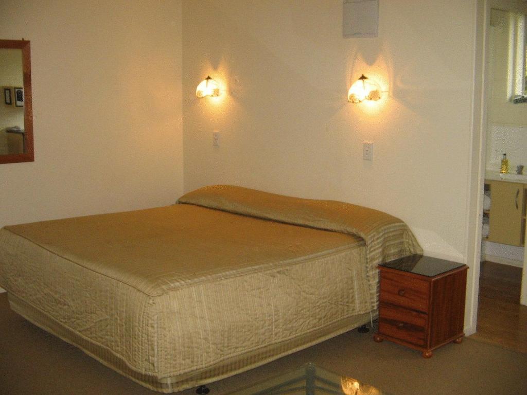 Shortland Court Motel Темс Экстерьер фото